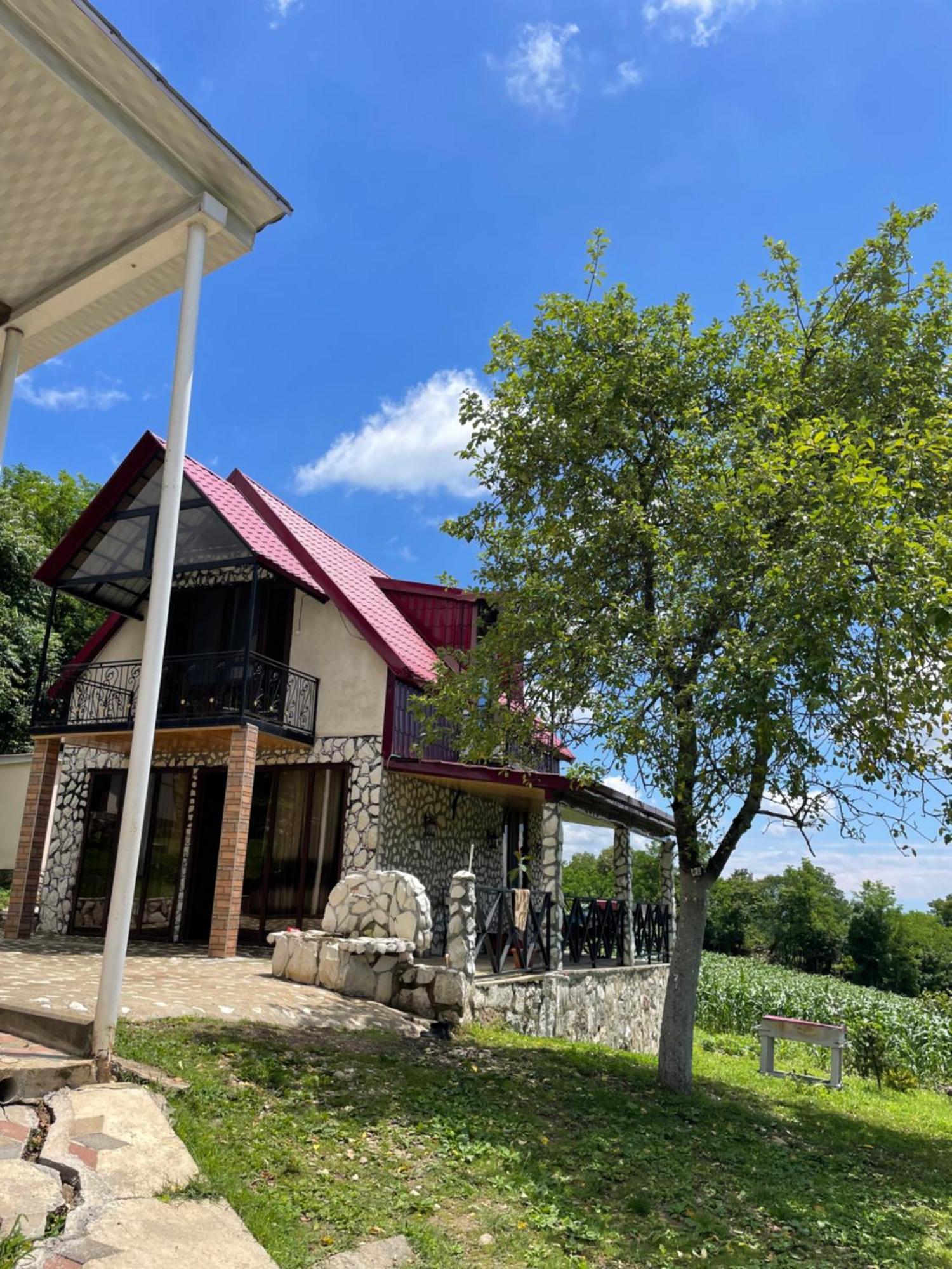 Hotel Kirta Gordi Exteriér fotografie