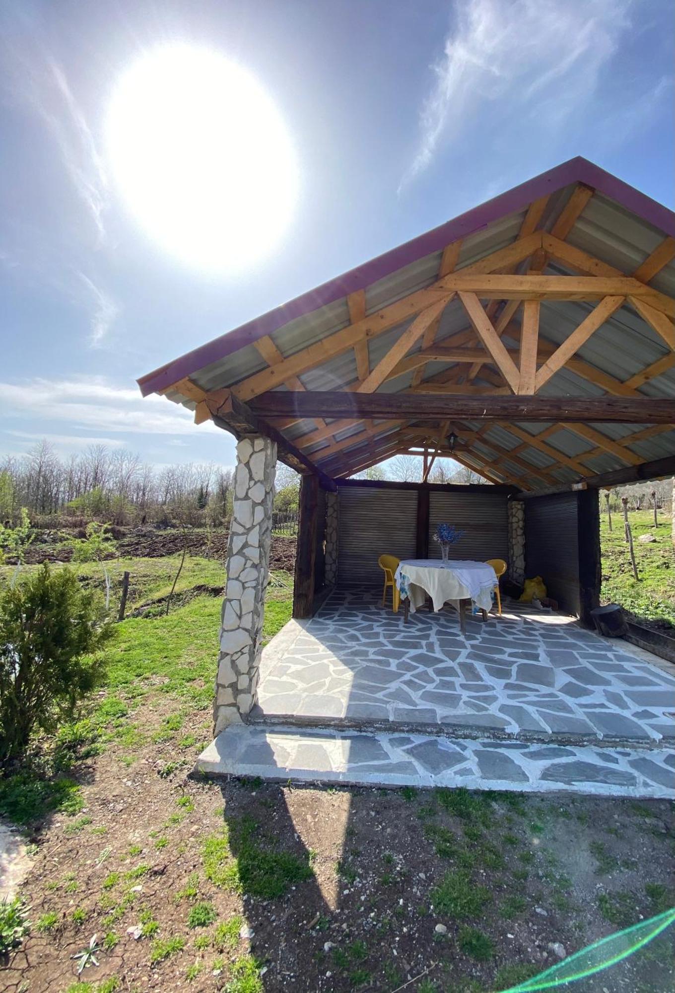 Hotel Kirta Gordi Exteriér fotografie